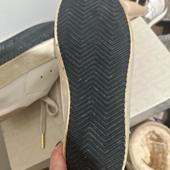 Golden Goose White and Gold Sneakers - Picture 3 of 4